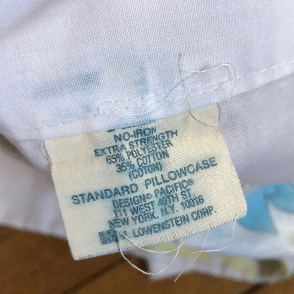 Vintage Disney Mickey & Daisy Rainbow Print‎ Bandana